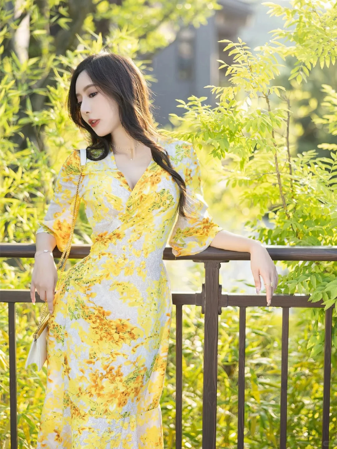 前凸后翘、饱满圆润、完美、秀人模特王馨瑶