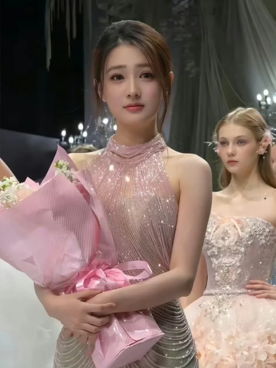 玉娆果真国色 同款美瞳更是绝美