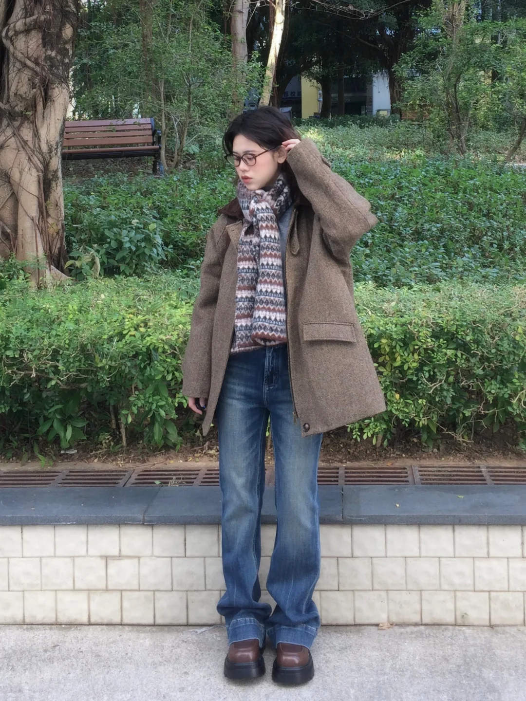 发现小个子真的适合复古文艺随性感书呆子风