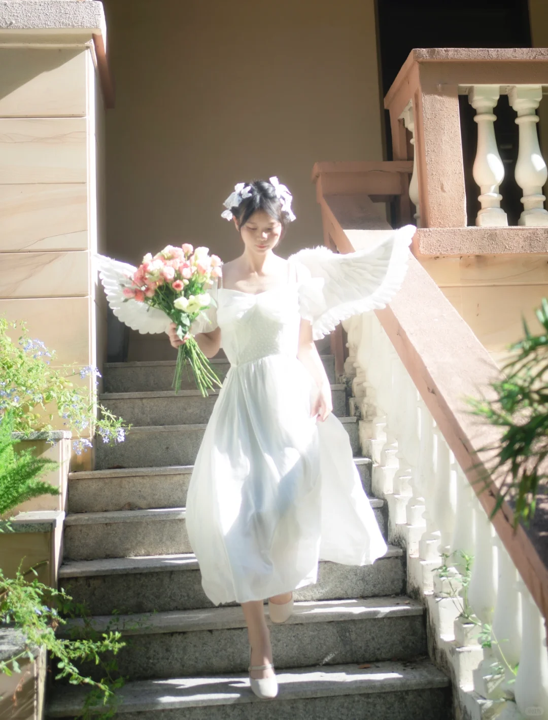 会发光的天使感少女写真✨看到第几秒心动？💓
