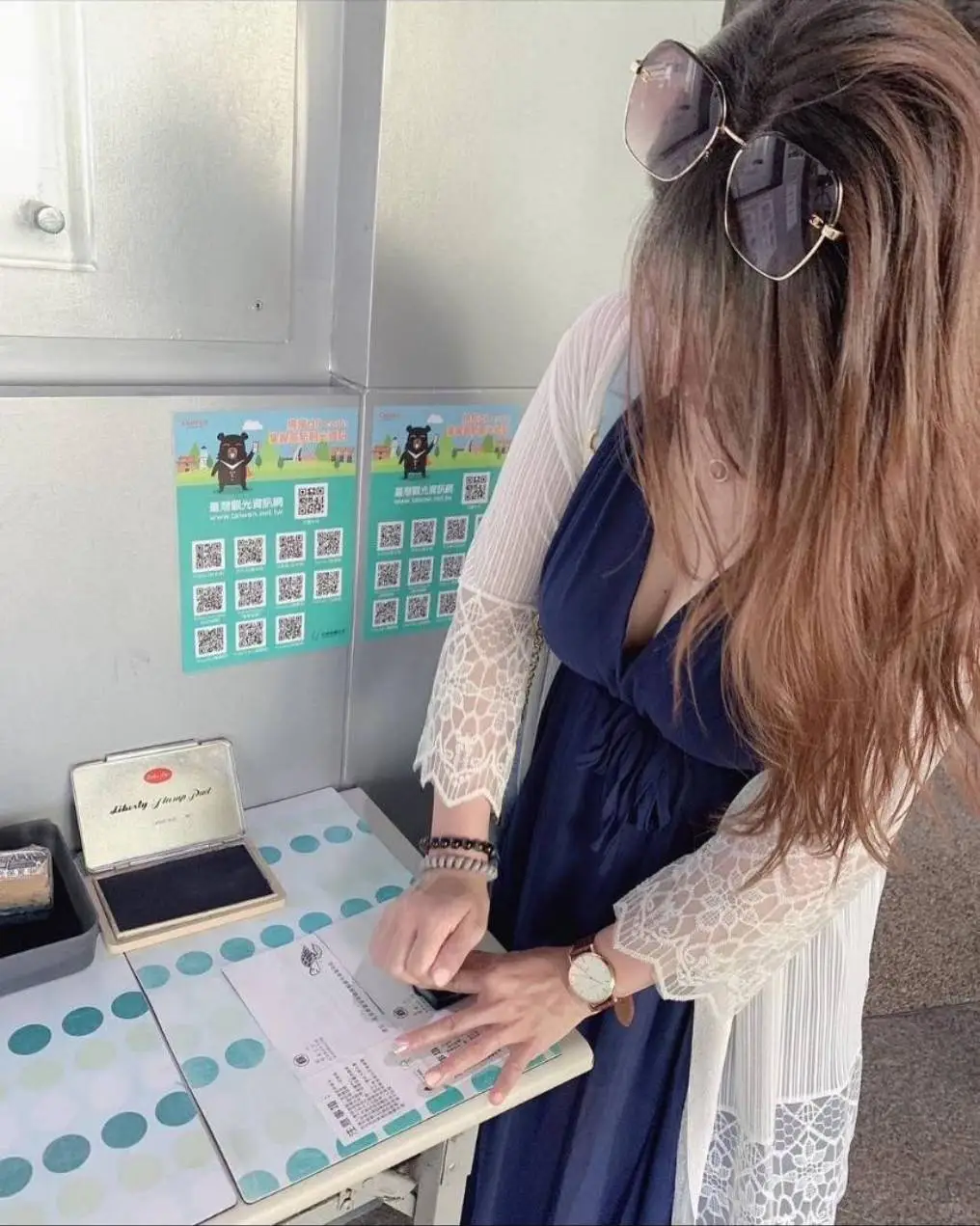 ♠今天是台灣女孩，今天是媚黑女孩♠