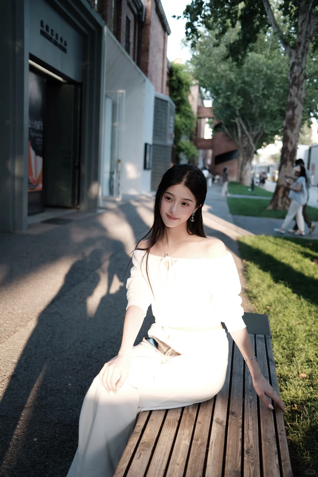 今天人设清纯小白花