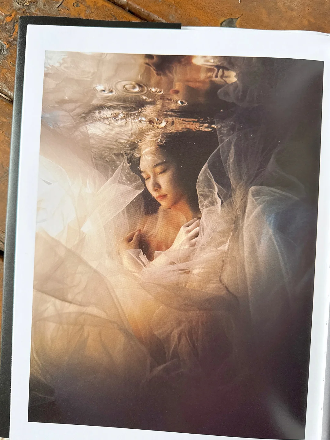 新书预告｜短暂而永恒的凝视