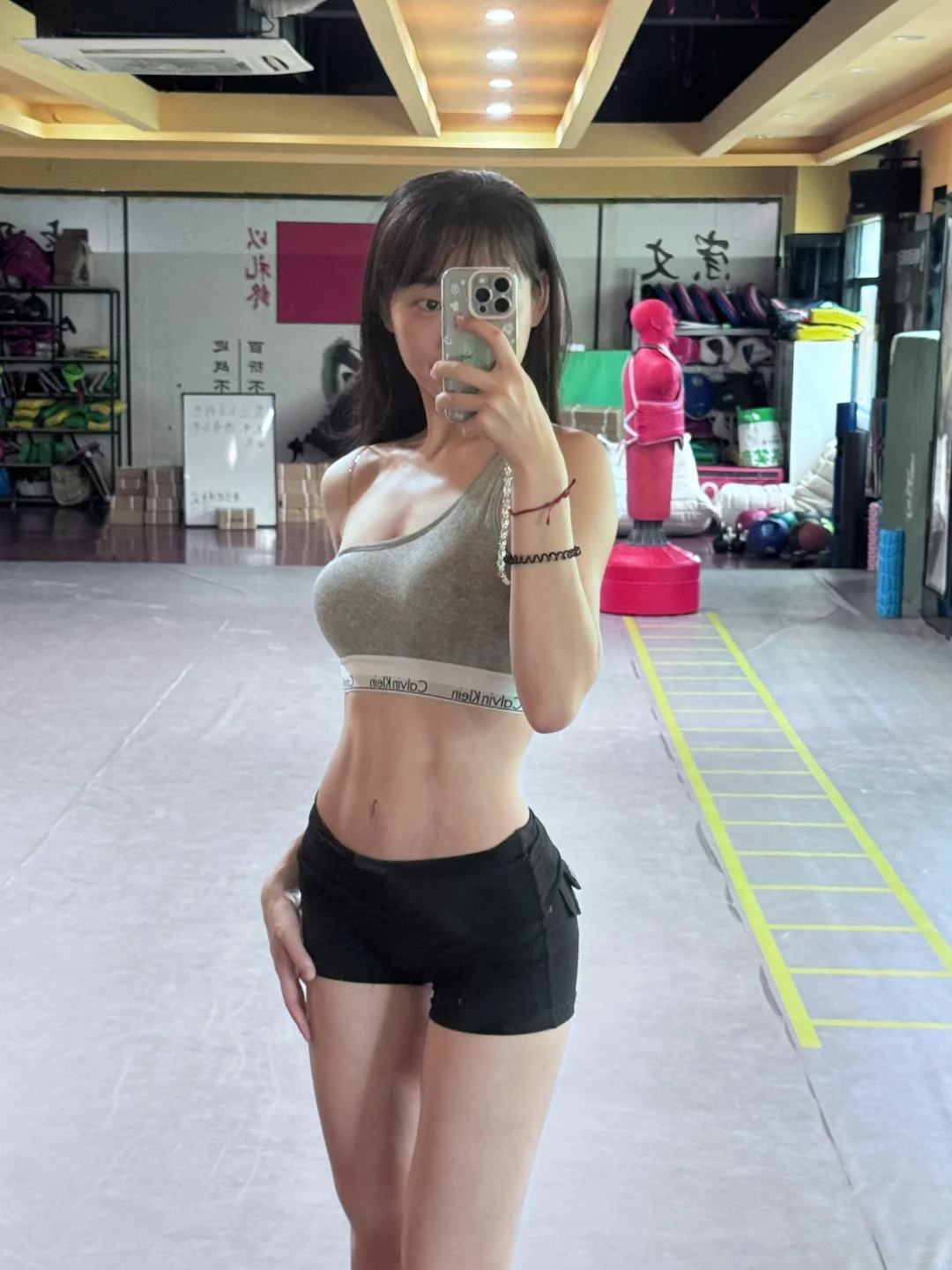 分享微胖女如何走向薄肌(左滑我的变化过程)