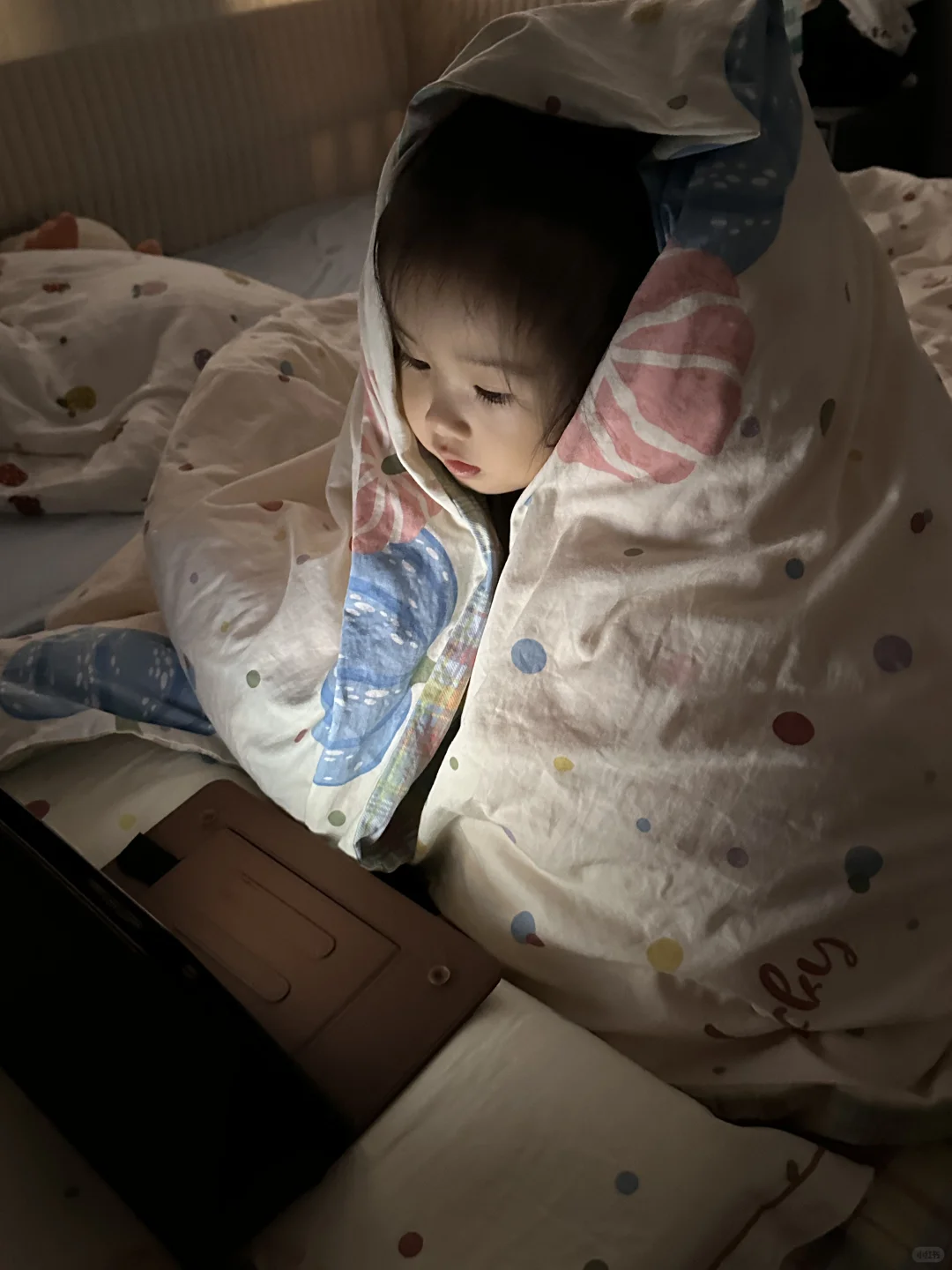 外面下着雨🌧️