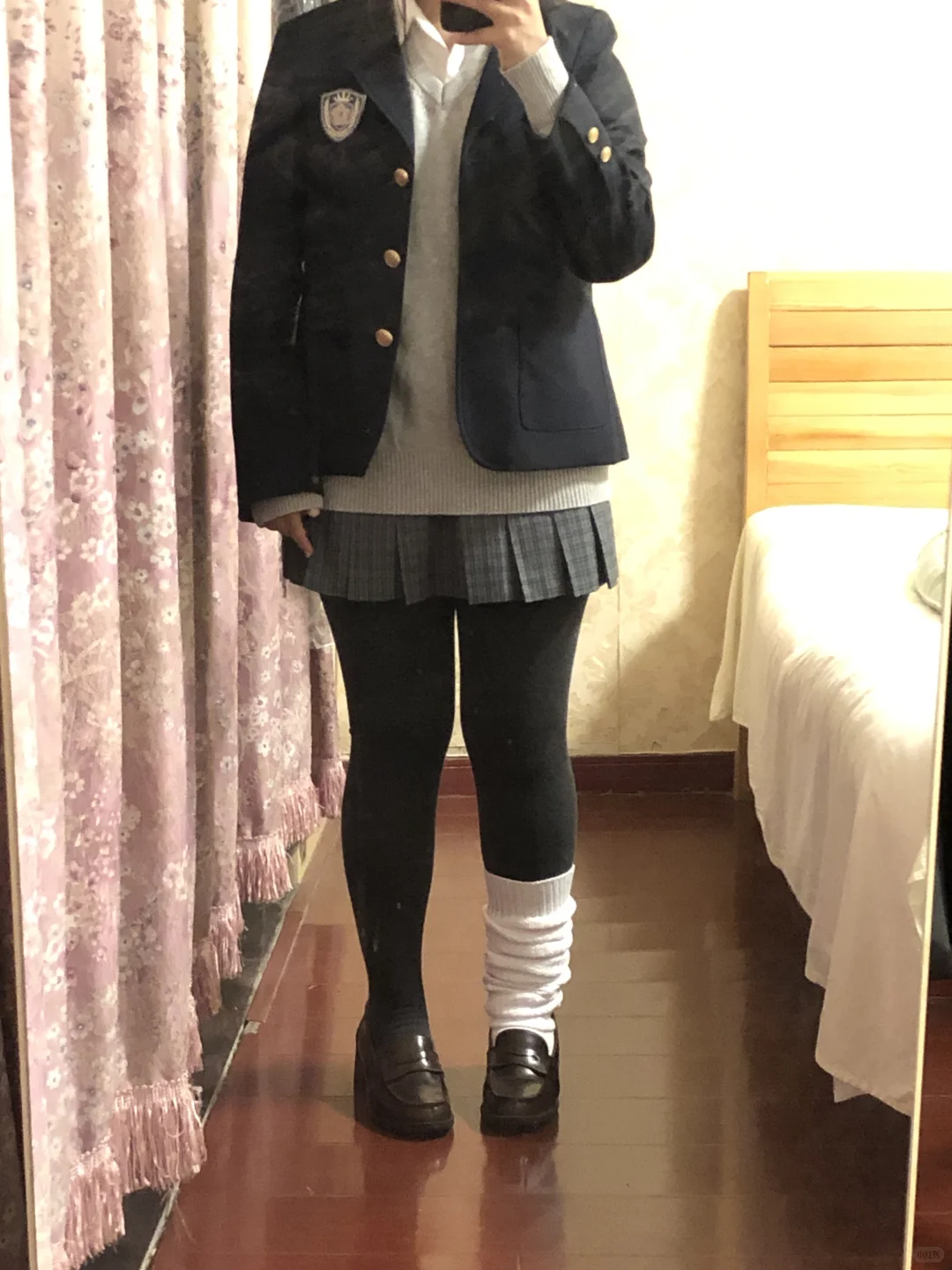 一眼黑…