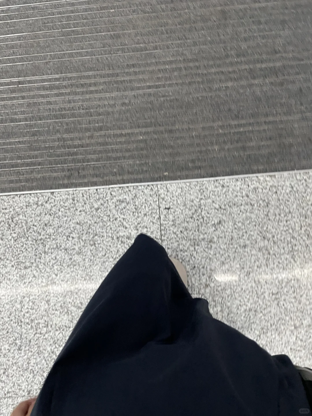 🙋‍♂️刚坐工位就被同事疯狂问的一身～