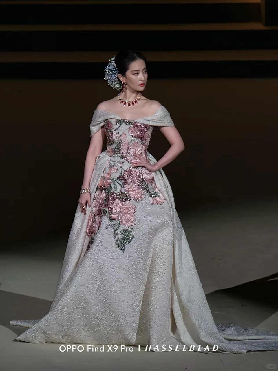 刘亦菲也好好看,国名女神