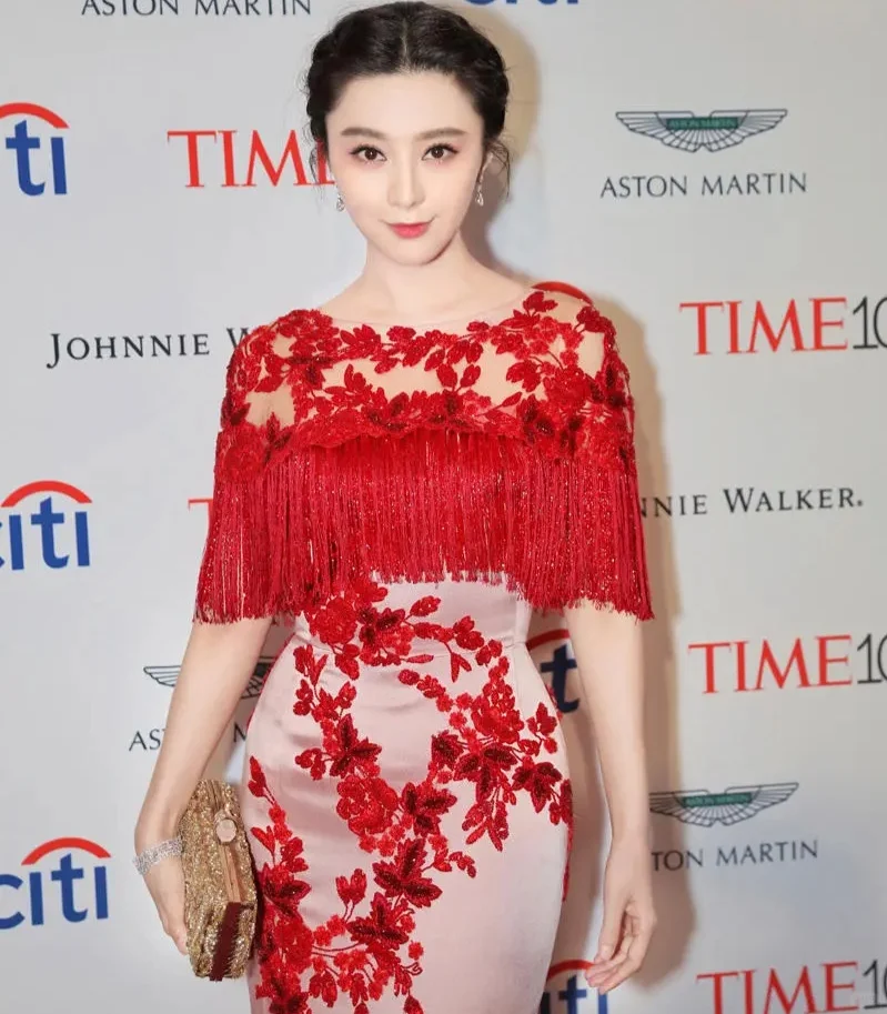 内娱女神范冰冰红毯美照,惊为天人的美貌!