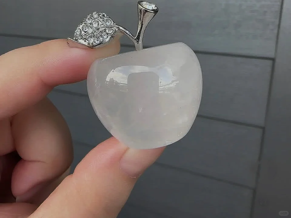 电梯里捡到的小苹果