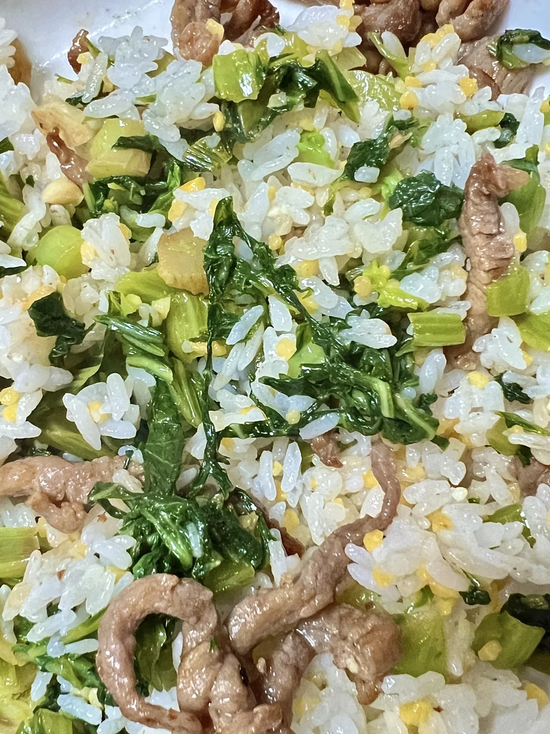 小时候最爱吃的手捏菜：芥菜🥬肉丝盖饭