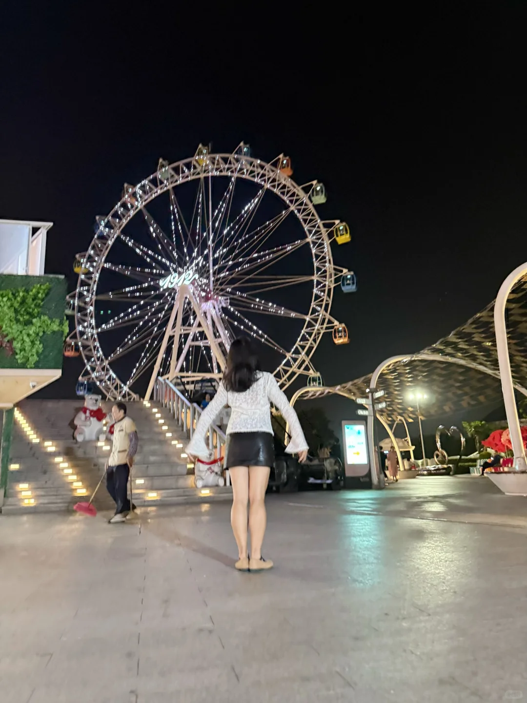 在摩天轮上偷偷许愿💕💕