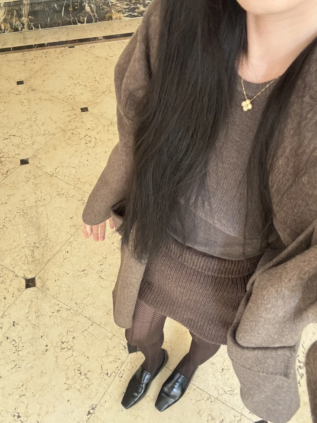 抓紧时间穿丝袜🍂