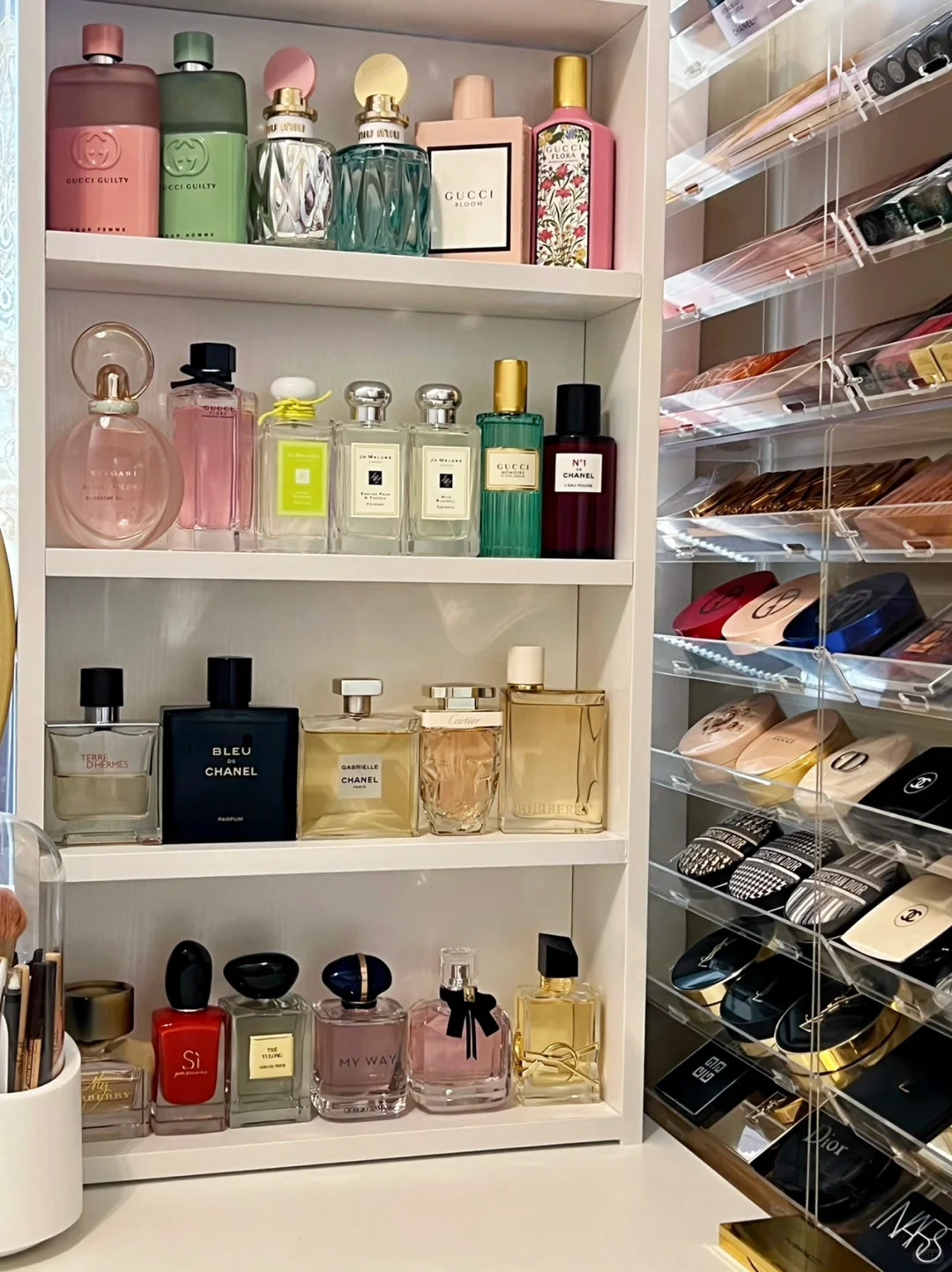 关于有个爱买化妆品给自己老婆的男人