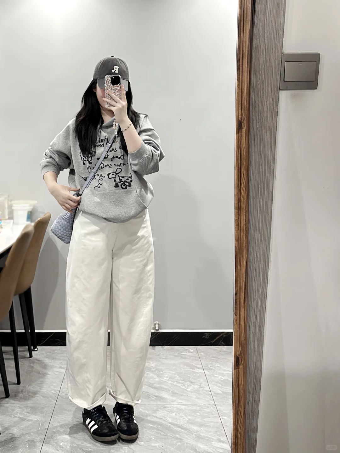 130斤!穿卫衣的季节到了