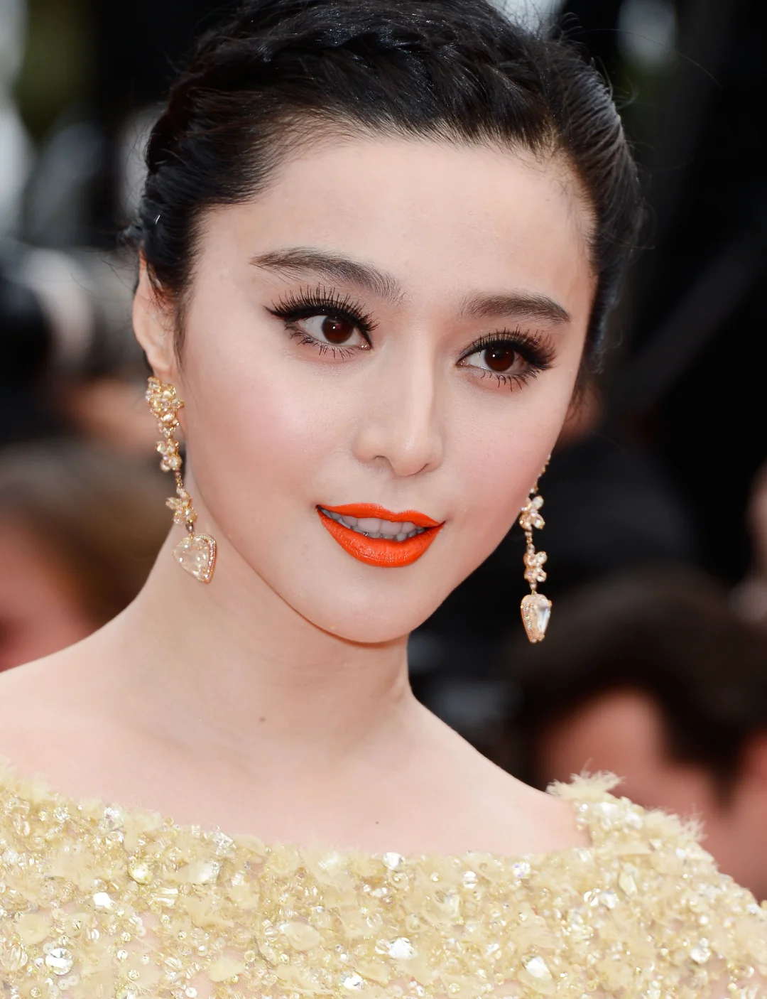 内娱女神范冰冰红毯美照,惊为天人的美貌!