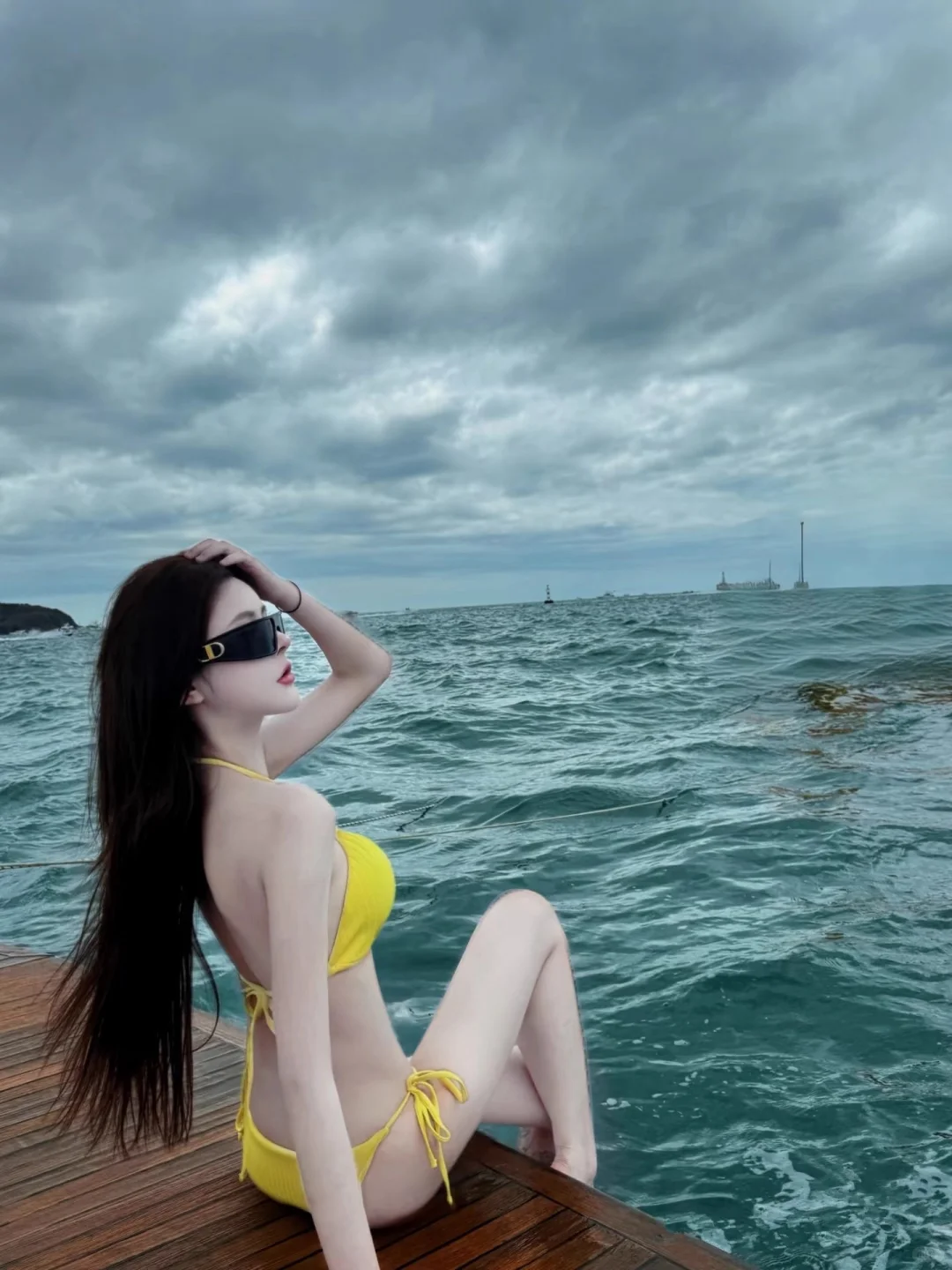 💛黄色比基尼把“纯欲高级感”玩明白