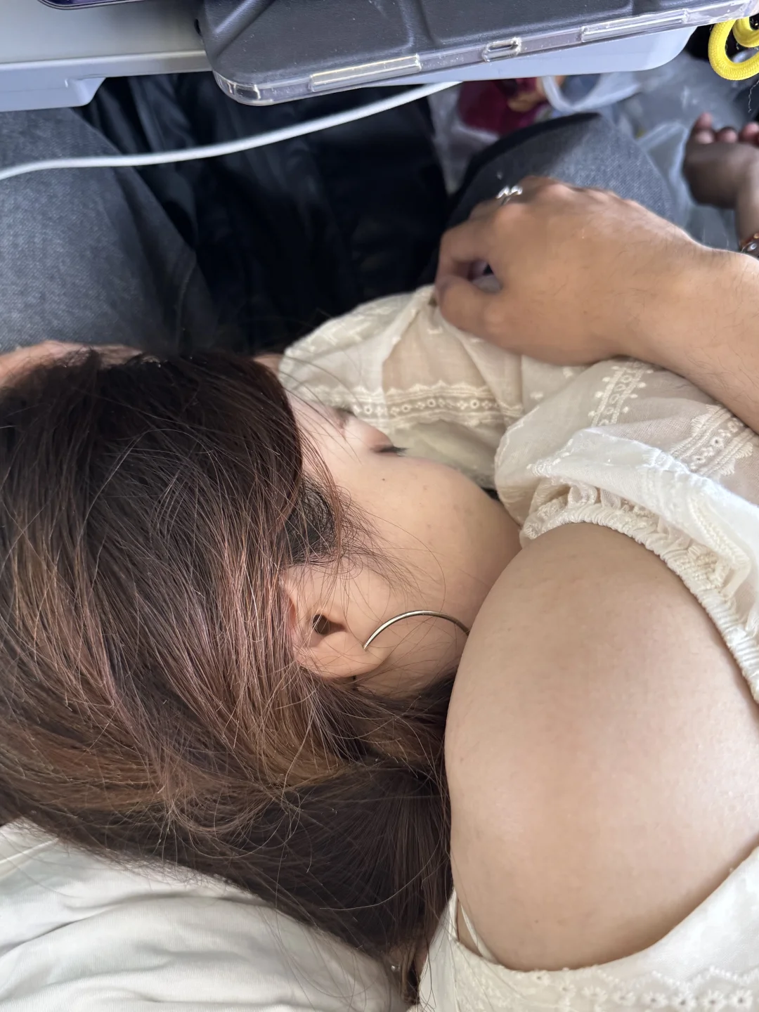 当你的女友喜欢随地大小睡，你就会得到！