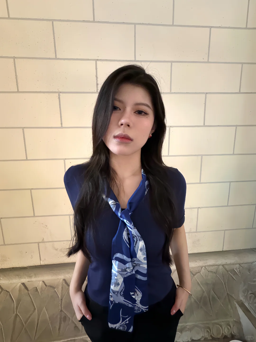 更新一条动态、超绝女人味穿搭～