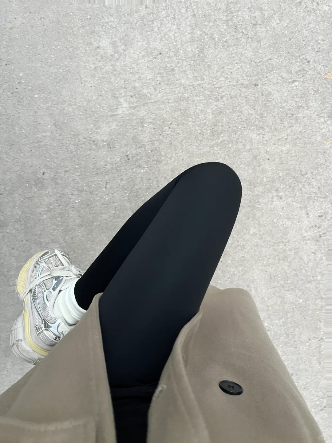 被这条鲨鱼裤彻底征服的女人！泰显瘦高级了！