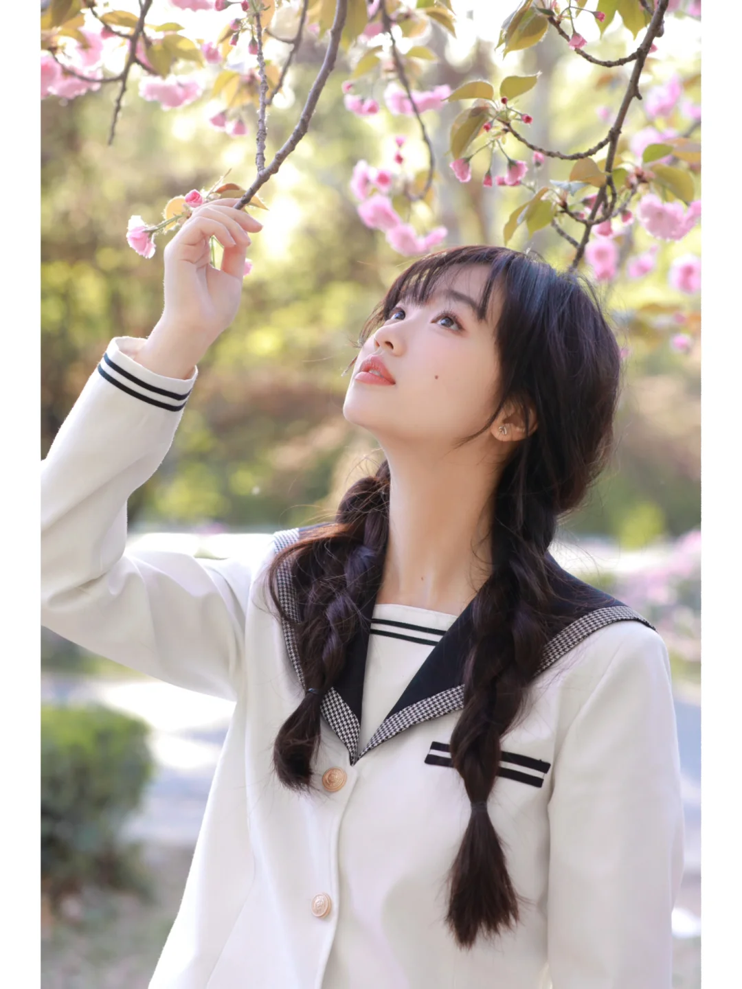 jk制服樱花写真|保姆级樱花🌸拍照姿势分享