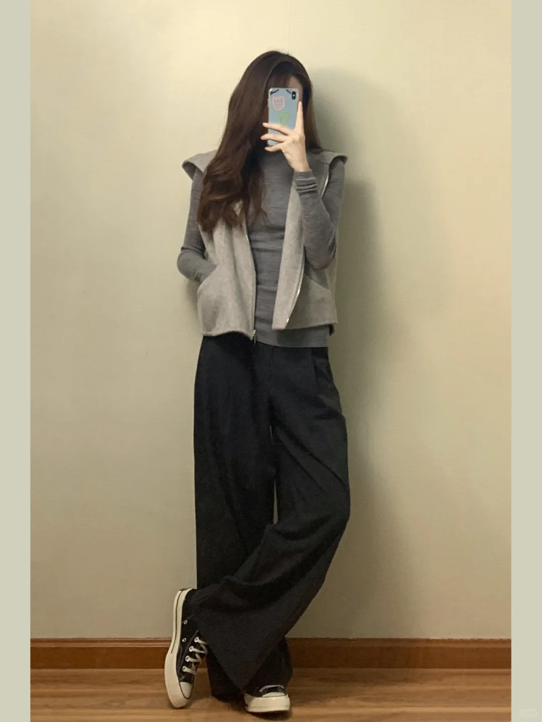 虽迟但到的今日穿搭分享 喜欢这套!