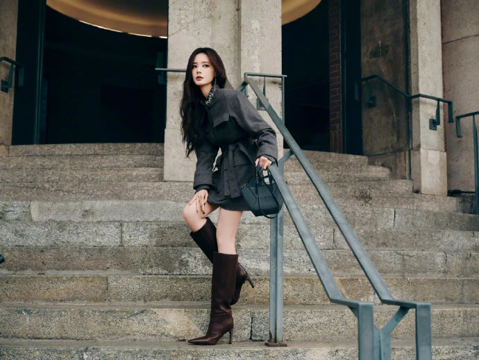 李一桐| in Brunello Cucinelli 📷