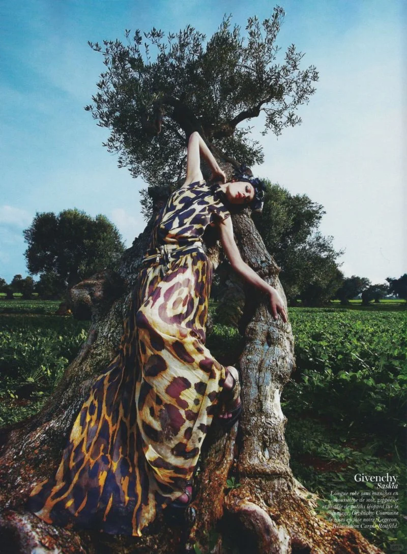 Daphne&Saskia(Vogue Paris, 2011)