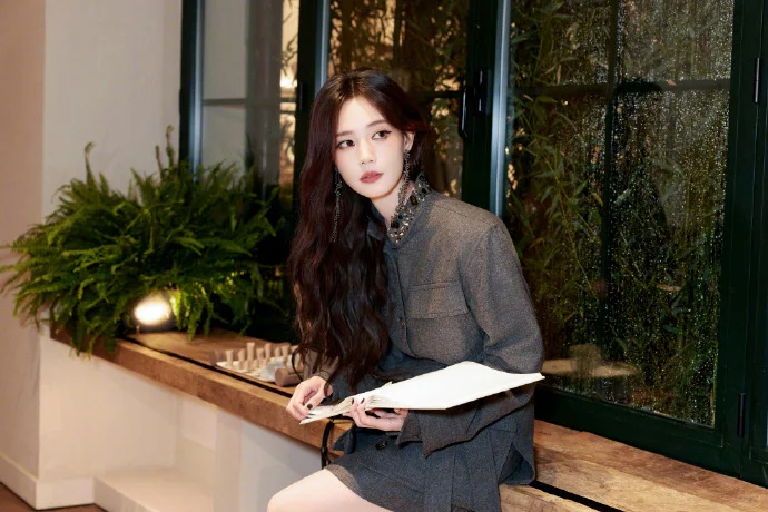 李一桐| in Brunello Cucinelli 📷
