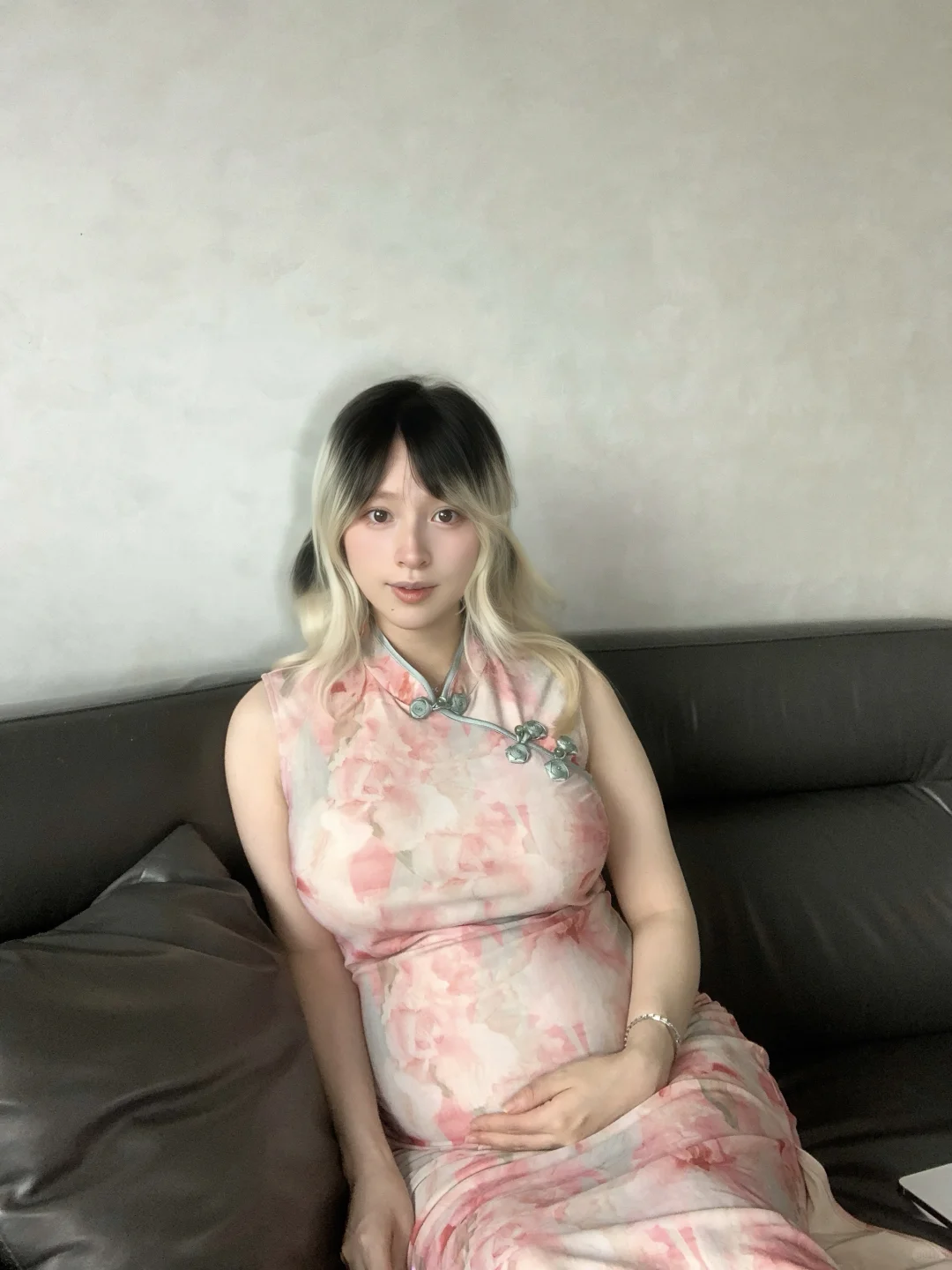 怀孕后穿旗袍才知道什么叫珠圆玉润