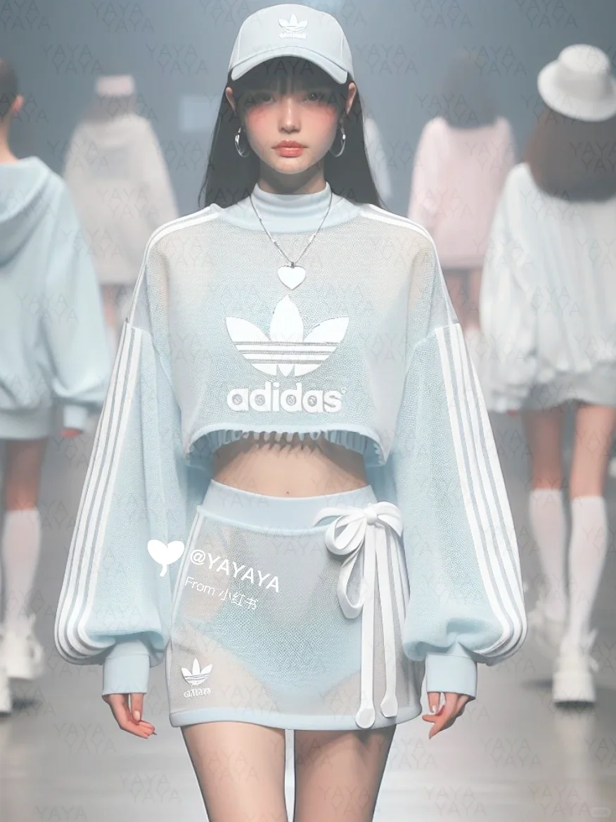 借了Adidas的Logo ｜Blue