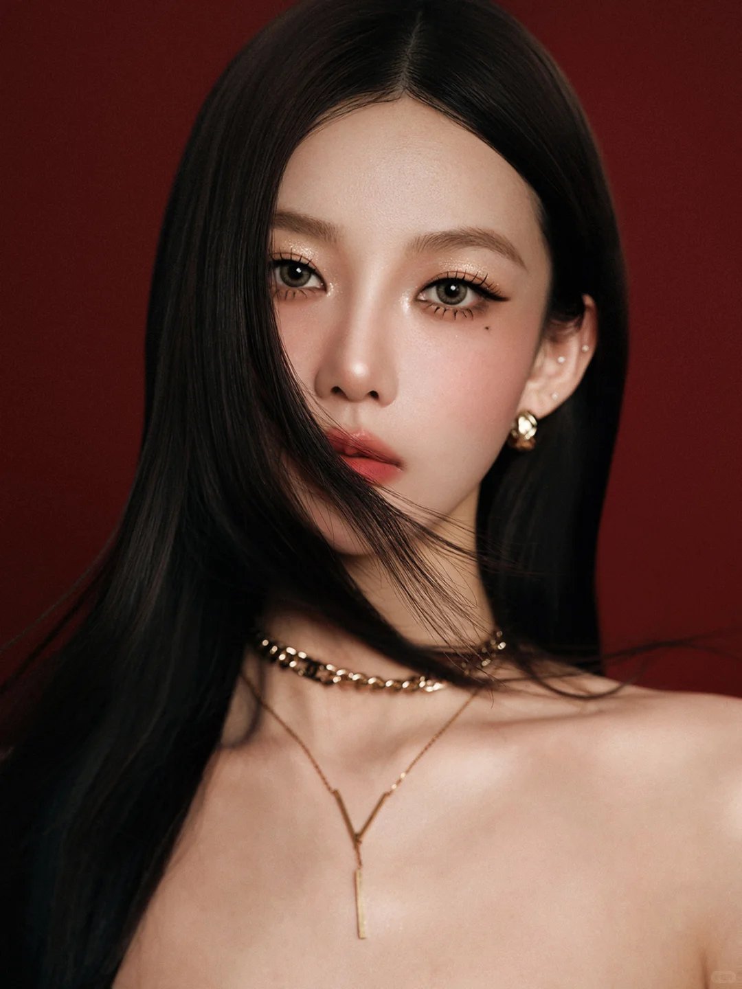 美艳且张扬♥️时尚杂志风少女写真
