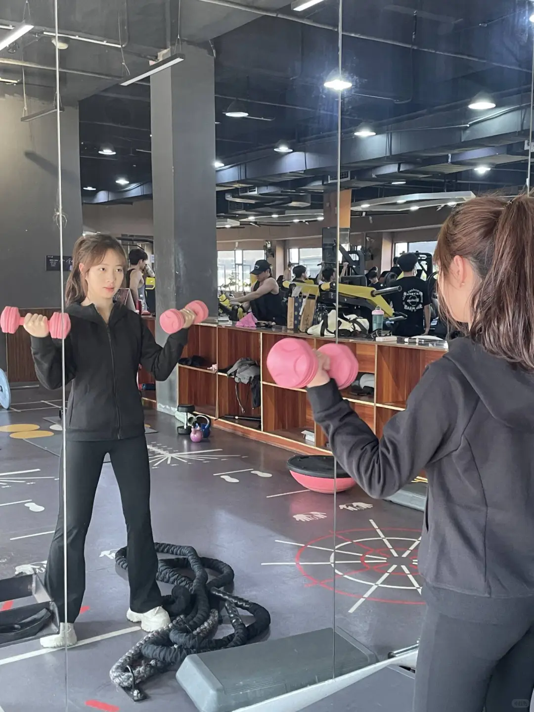 160女大勇闯健身房🏋