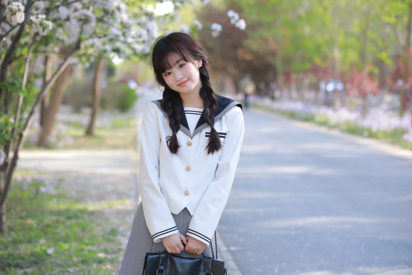 jk制服樱花写真|保姆级樱花🌸拍照姿势分享