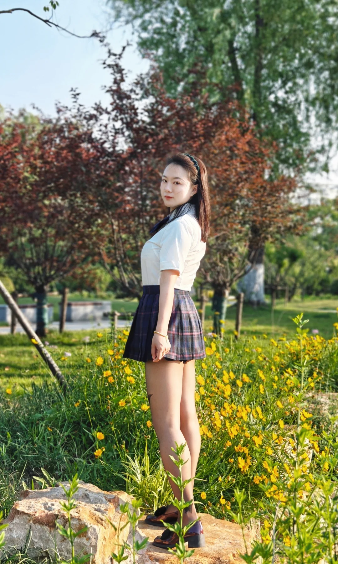 【全屏挑战】学姐足尖上的盛夏