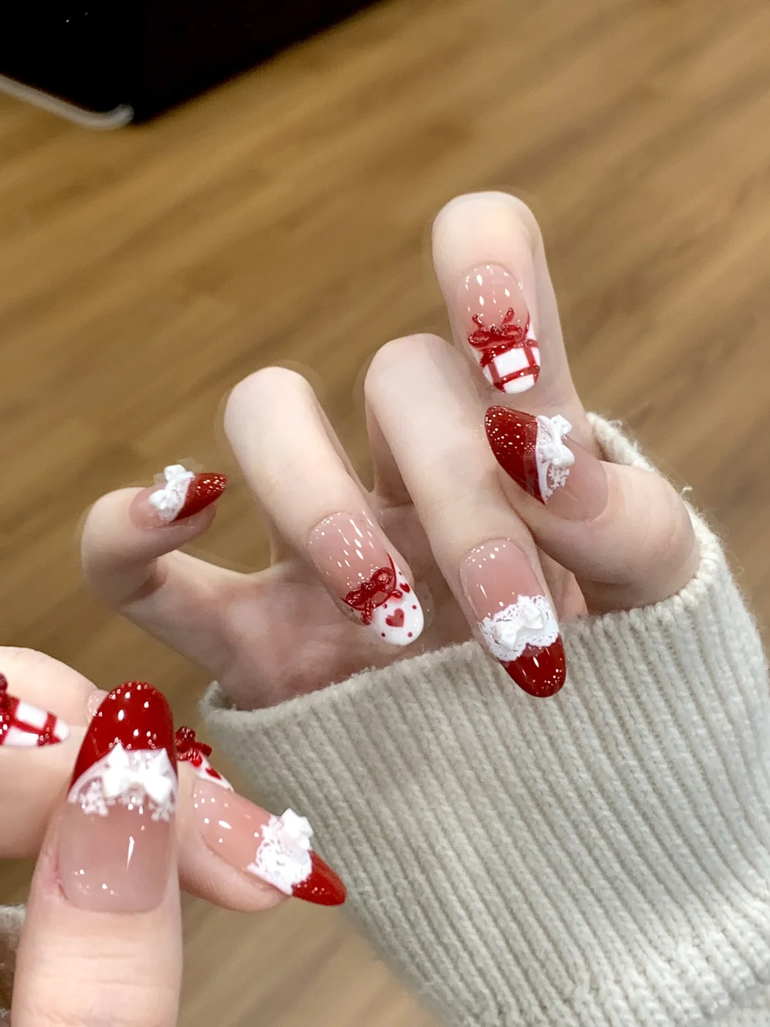 甜辣风❤️🔥少女心红色蕾丝法式美甲💅