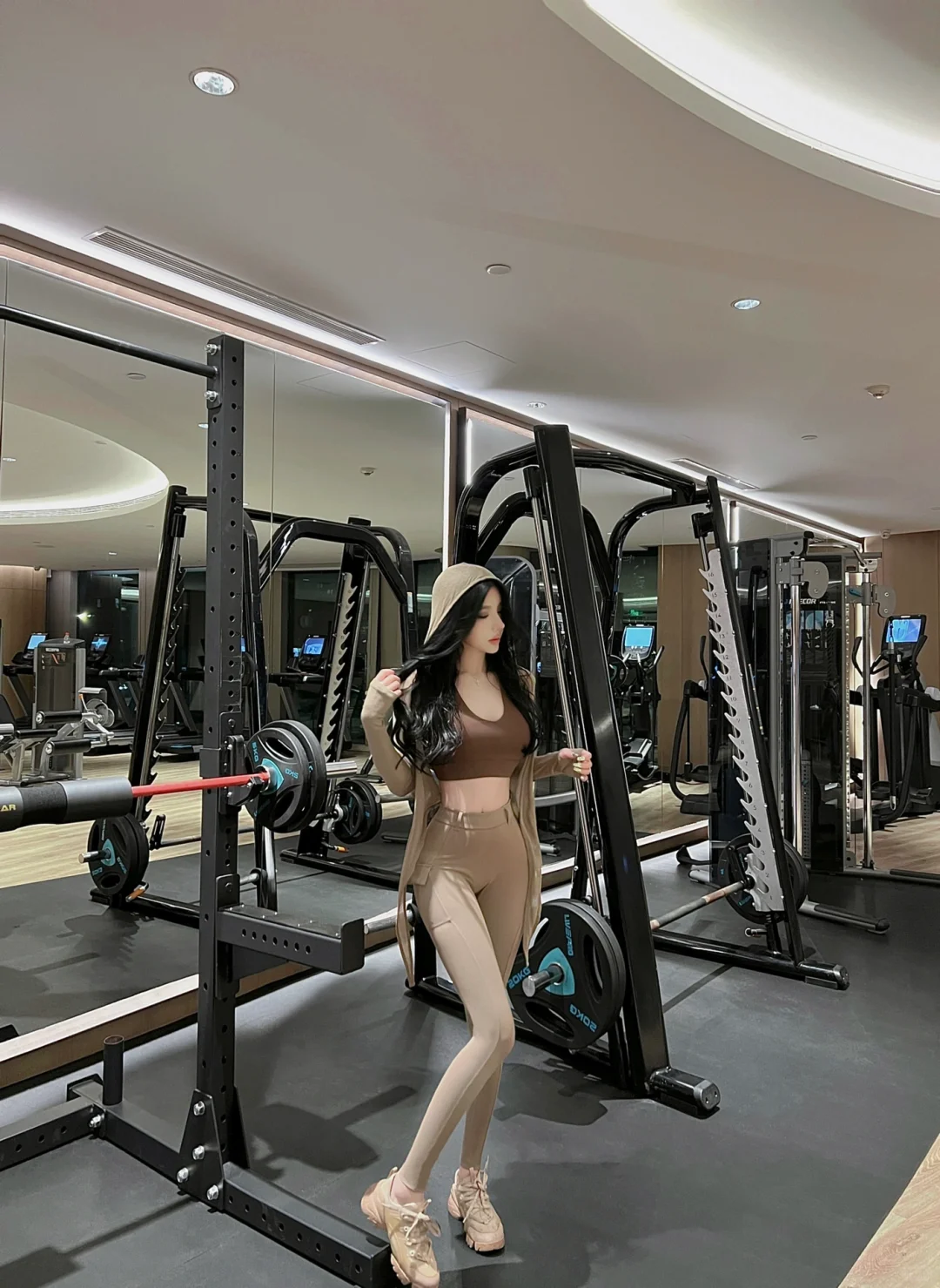 It's coffee & workout time 🥤