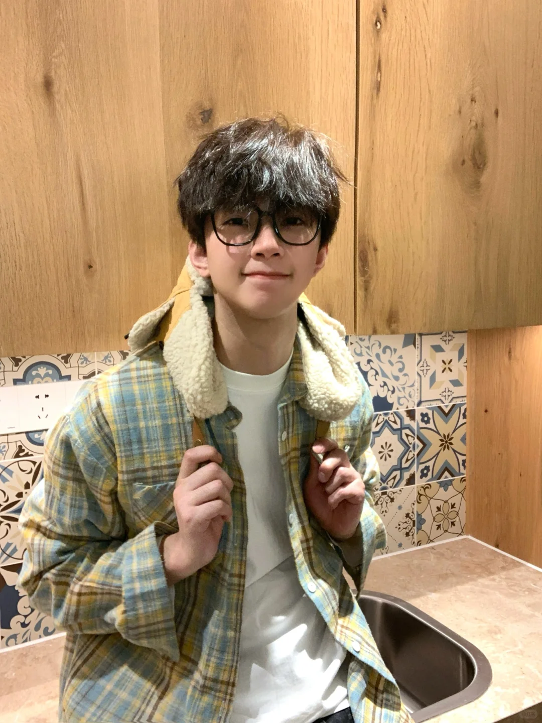 谁能想到读完大学就变男老婆了🤤