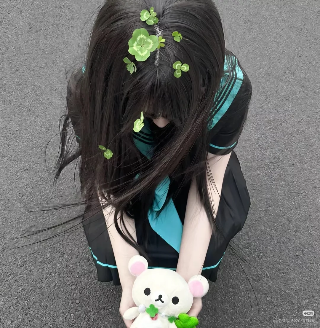 绿色如春日新芽般清新,给人带来生机与活力