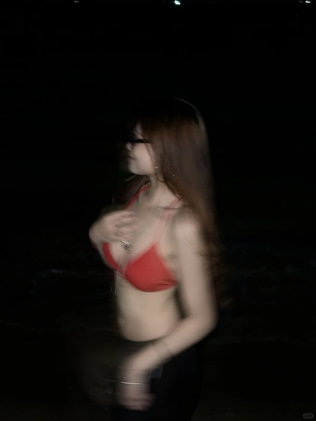 晚上海边拍照📷氛围感绝啦!!🌊