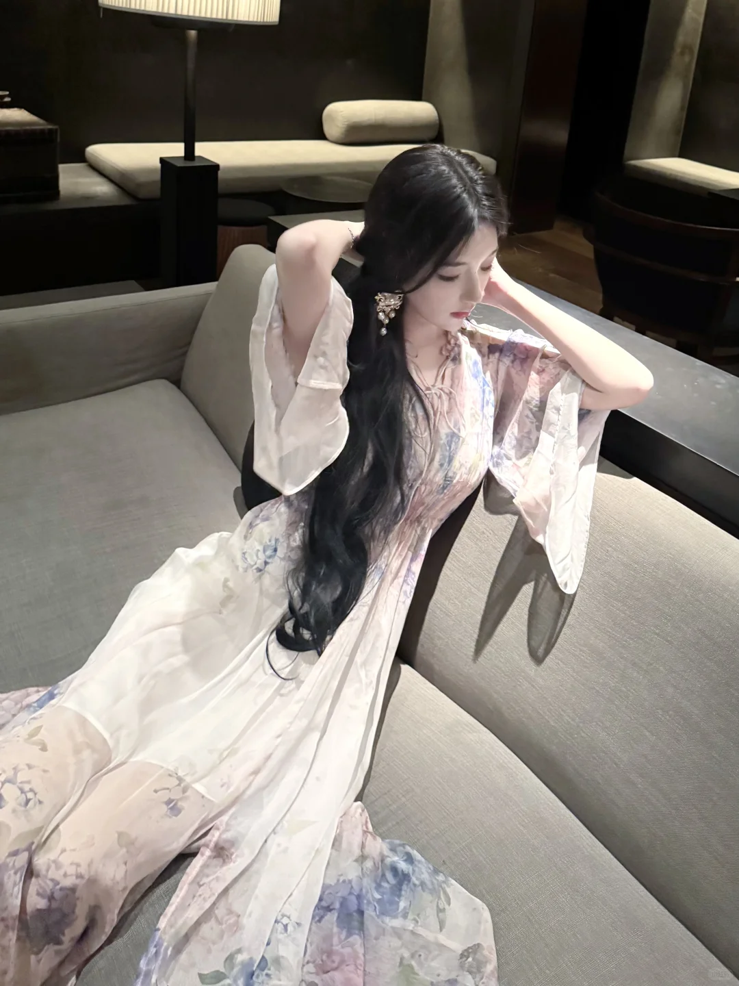 水无定 花有尽 会相逢