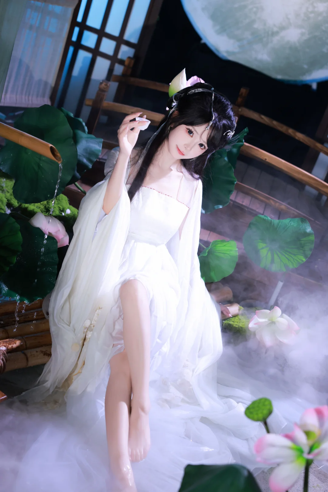 何须问，浮生情。