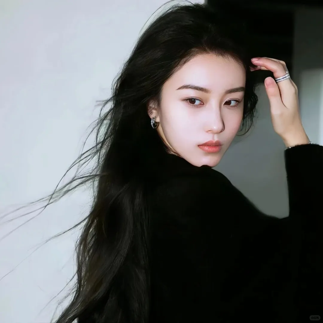 𝑾𝒆𝑪𝒉𝒂𝒕·氛围感ins女头