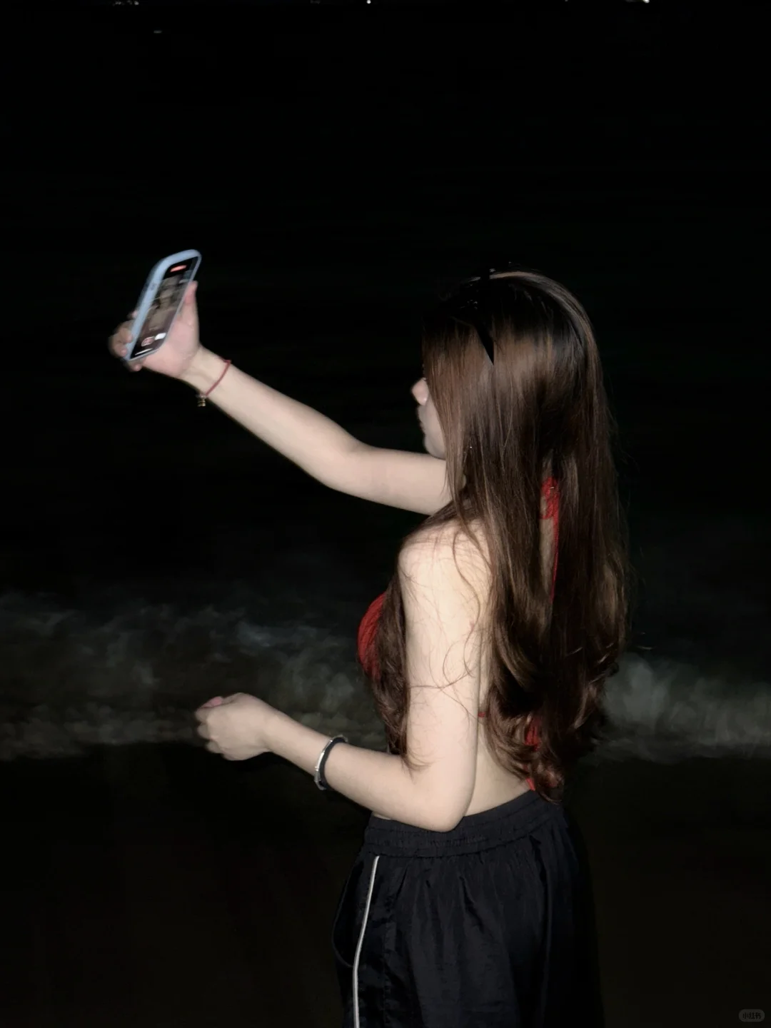 晚上海边拍照📷氛围感绝啦!!🌊