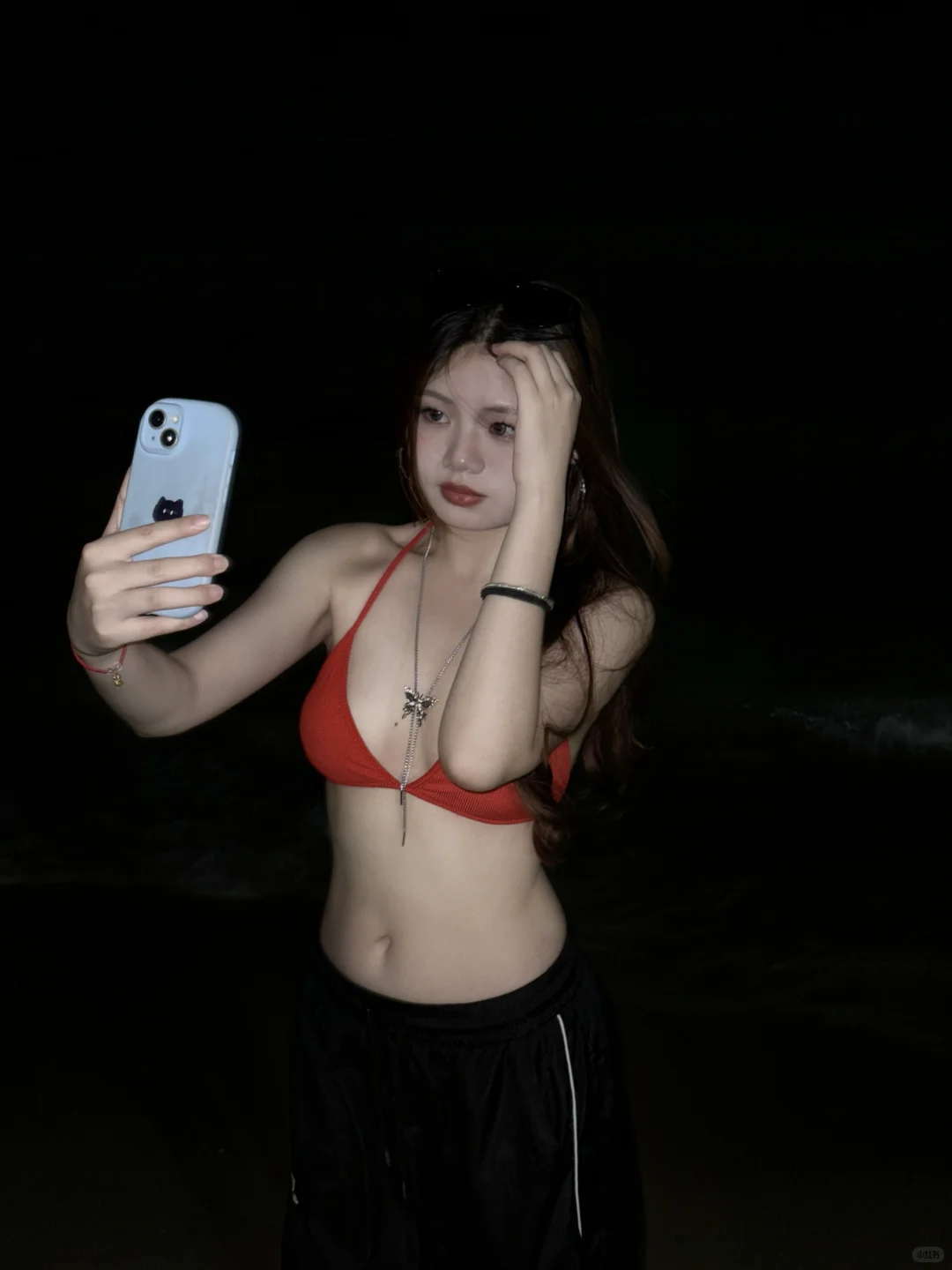 晚上海边拍照📷氛围感绝啦!!🌊