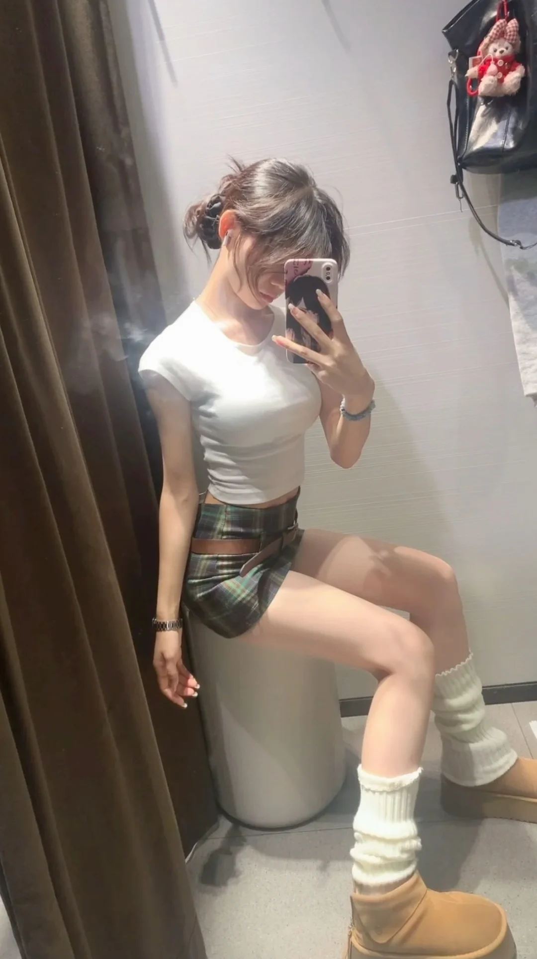 紧身衣+漫画圆圆胸 这好身材是姐应得的
