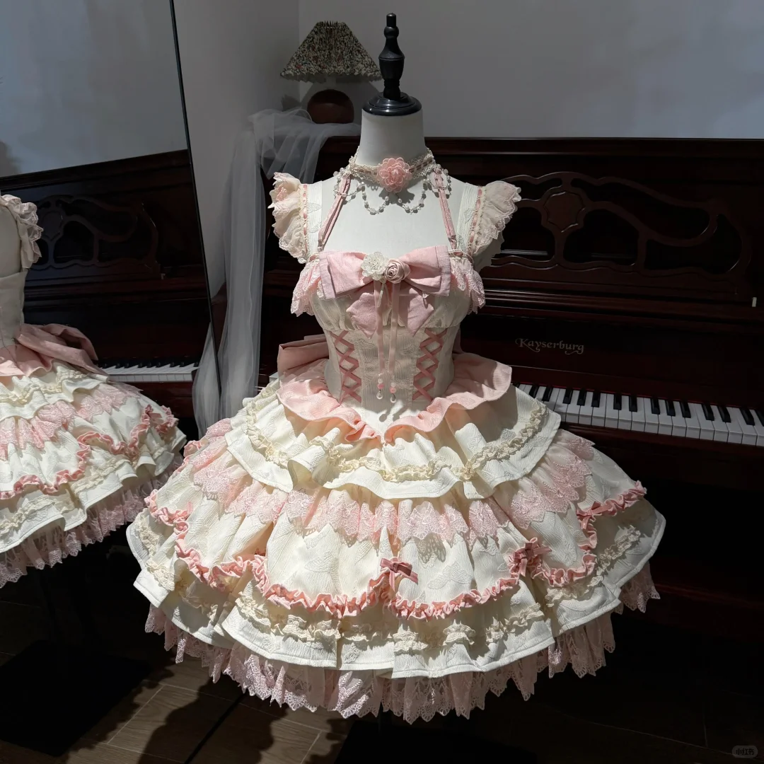 我先入坑了小众 Lolita