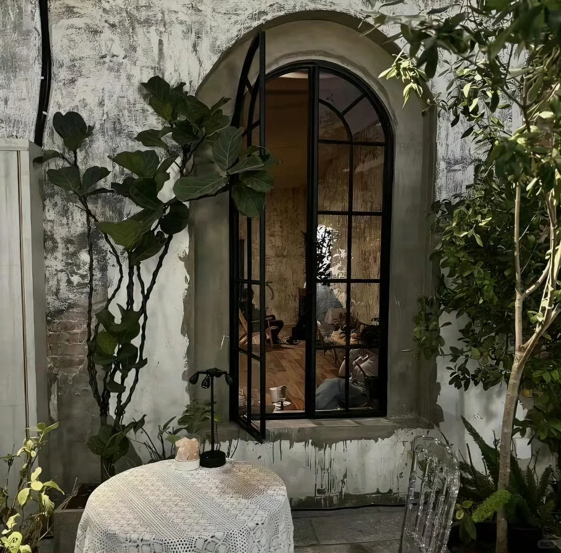 一组高级质感朋友圈背景图