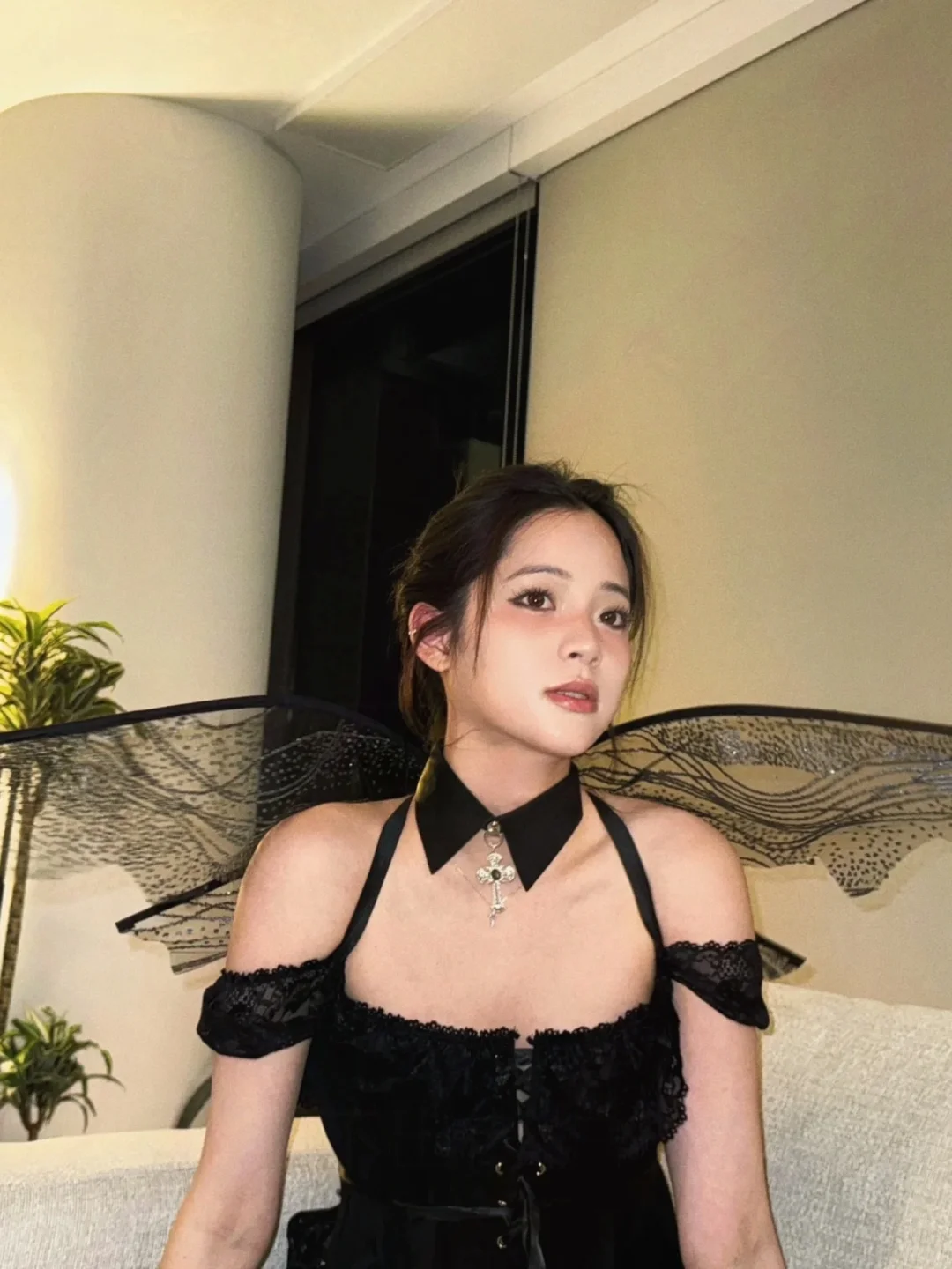 欧阳娜娜万圣节cos穿搭,真的好米~