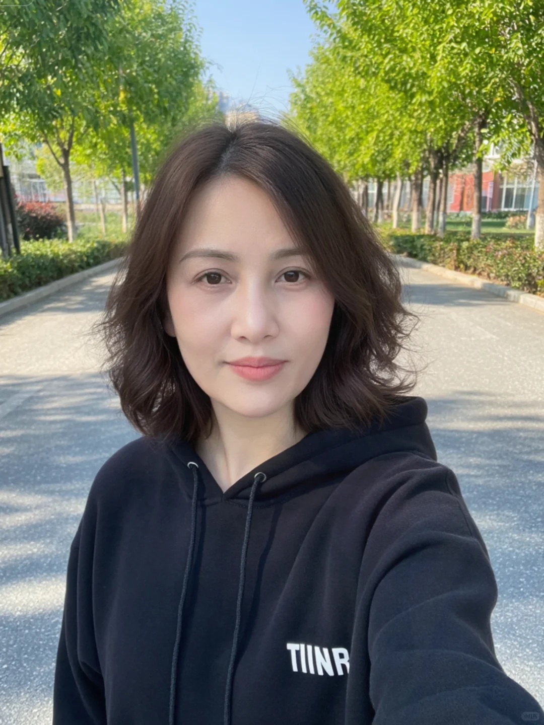 75年50岁老阿姨,还能入你眼吗